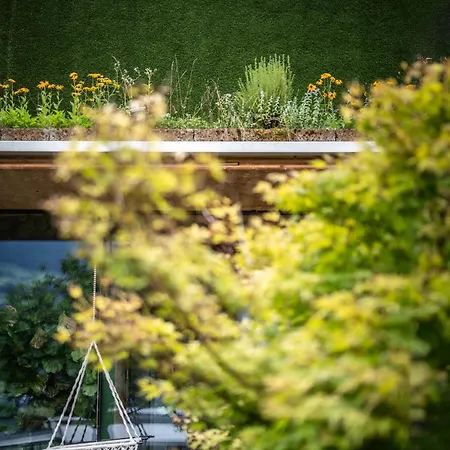 Gartenhotel Crystal 호텔 4*