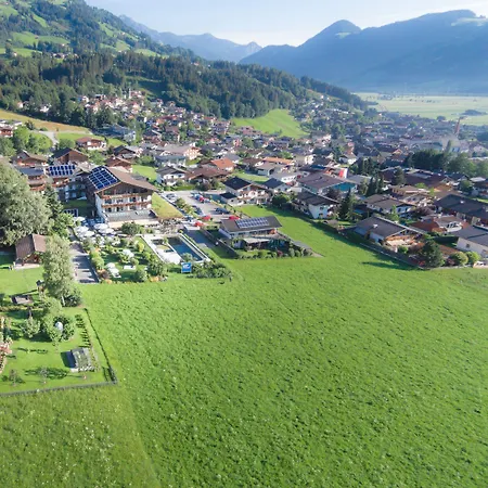 Gartenhotel Crystal - 4 Sterne Superior Hotel 4*