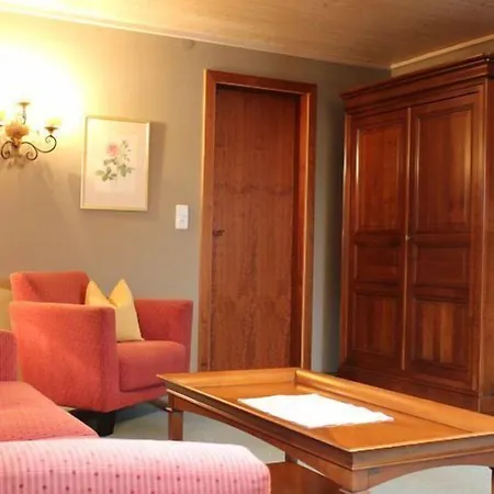 Gartenhotel Crystal 호텔