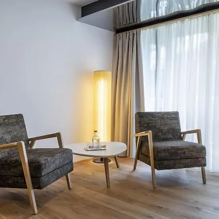 호텔 Gartenhotel Crystal 4*