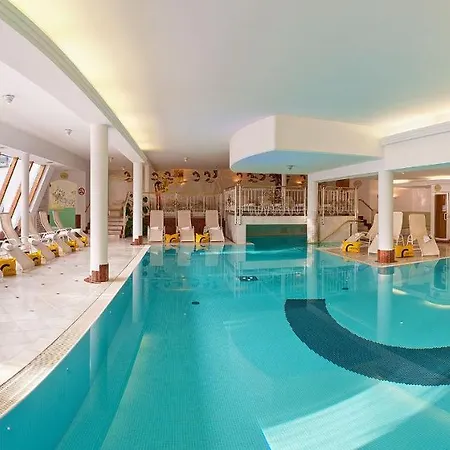 Gartenhotel Crystal - 4 Sterne Superior 4* Fügen