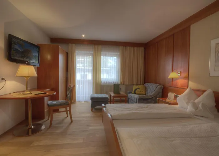 Gartenhotel Crystal Отель