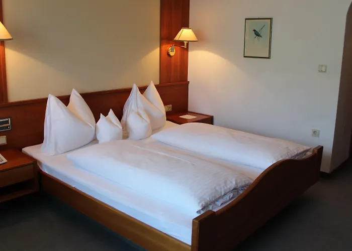 Отель Gartenhotel Crystal 4*