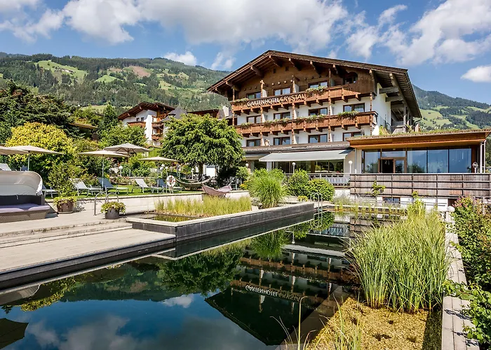 Gartenhotel Crystal Отель 4*