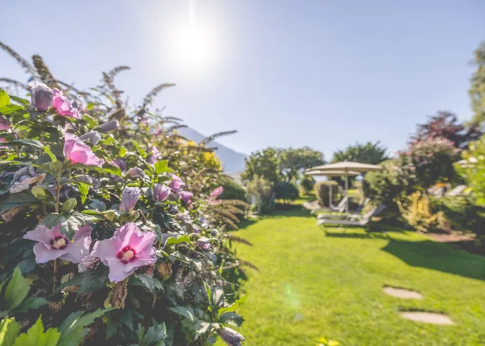 Gartenhotel Crystal Отель