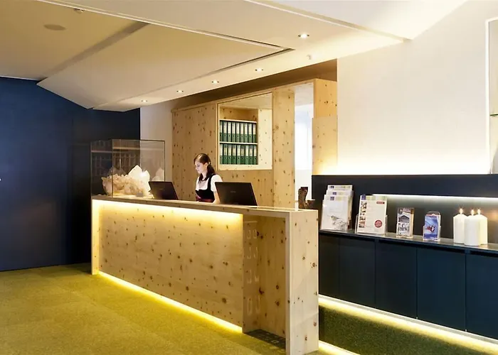 Отель Gartenhotel Crystal