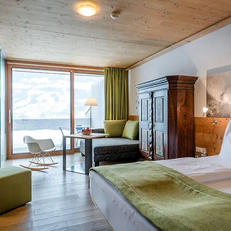 Hotel Gartenhotel Crystal 4*
