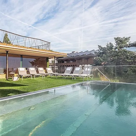 Gartenhotel Crystal Hotel