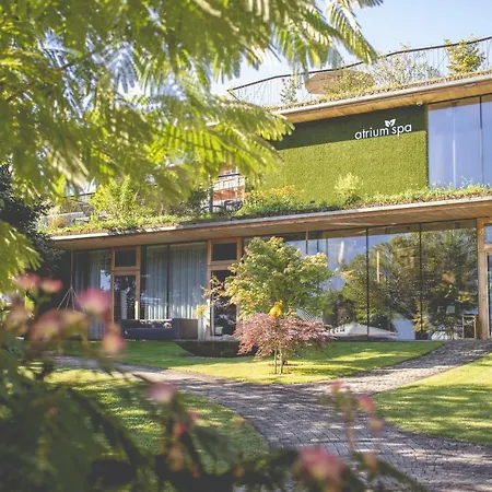 Gartenhotel Crystal Hotell