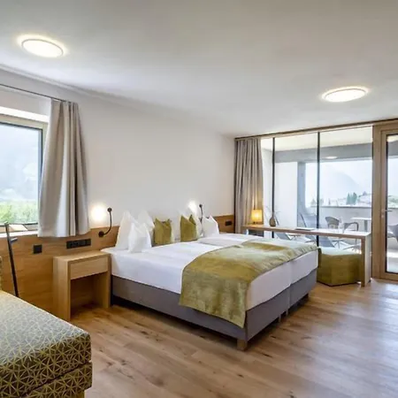 Gardenhotel Crystal 4* Fuegen