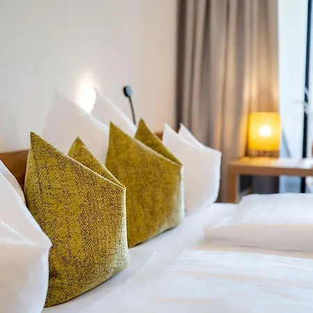 Gardenhotel Crystal 4*