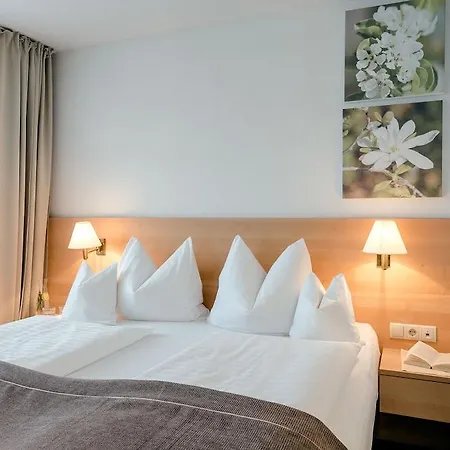 Gardenhotel Crystal 4* Fuegen